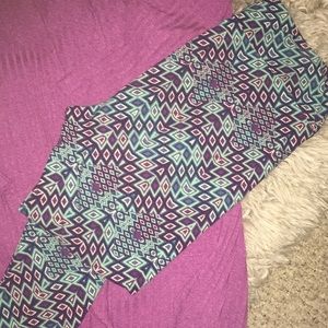 LulaRoe Geometric Pattern Leggings